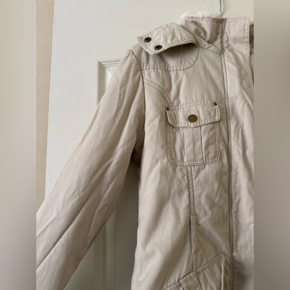 ✨SOLD✨Forever 21 Parka - Picture 8 of 12